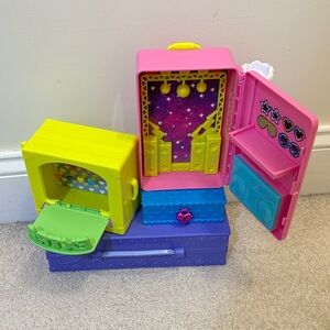 Barbie Pink and Yellow Toy Storage Set